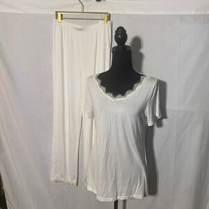 VIVIS‎ Womens Ivory Lace Trim Pajama Set Loungewear Sleepwear Size S MSRP $150+